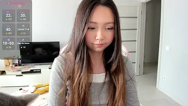 Fluffy_Rose Show in webcam