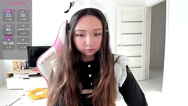 Živý XXX chat Fluffy_Rose