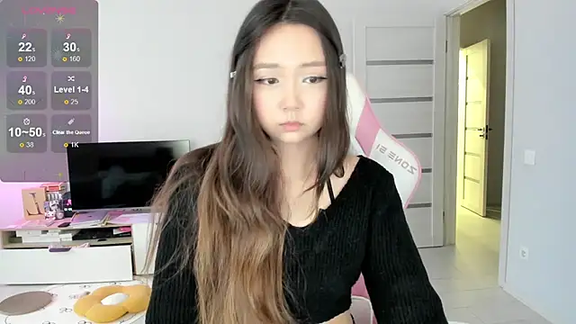 Fluffy_Rose Chat XXX in diretta