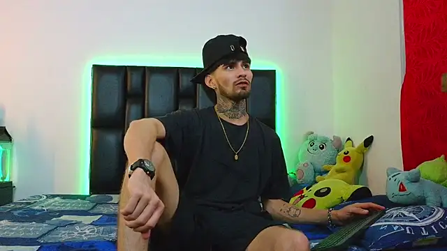 Brutal_Sex_Fucking webkamerás műsora