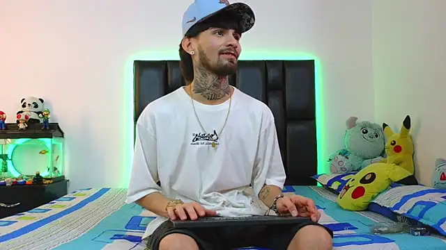 Brutal_Sex_Fucking webcam show