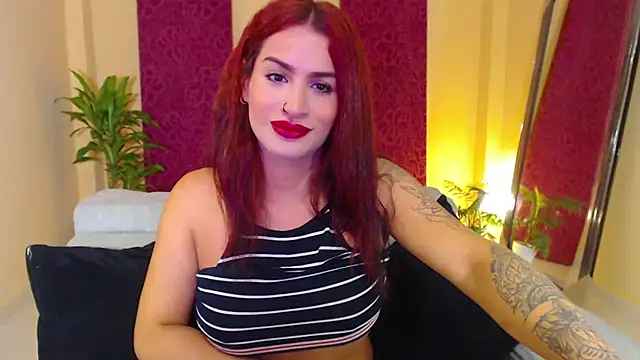 jennifer_ts' Webcam Show
