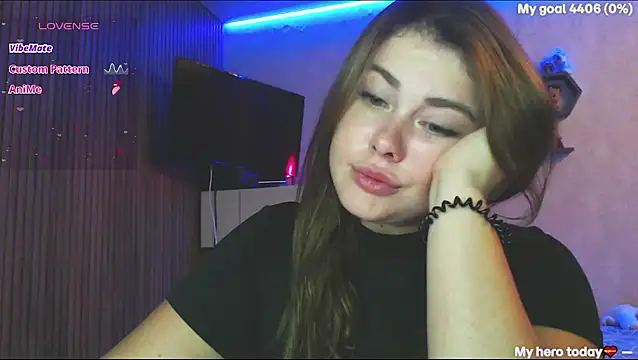XXX chat uživo modela SuchCute