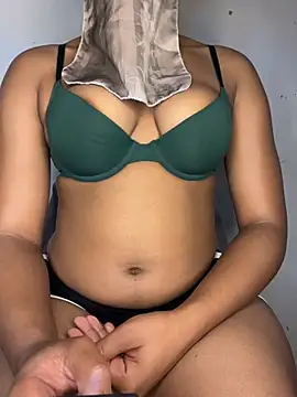 Temptressv's Live XXX Chat