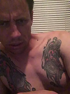 CouchantTell Webcam show