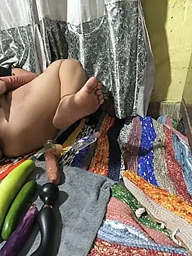 Chat +18 de Hotty-Rani-Bhabi ao vivo