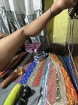 Hotty-Rani-Bhabi Live XXX Chat