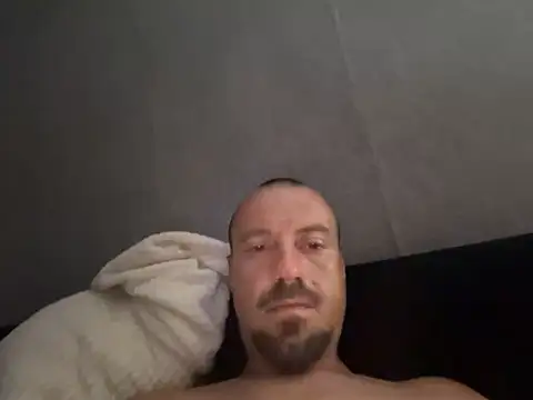 Show modela Nikolaiyy na web-kameri