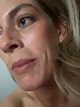 Bellalolahot Webcamshow