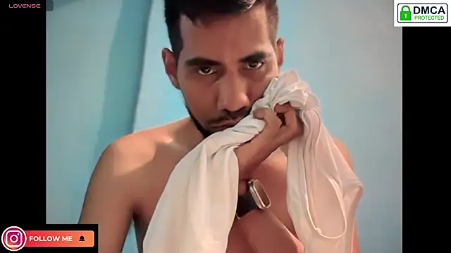 EnriquePersian197 – webcam-show