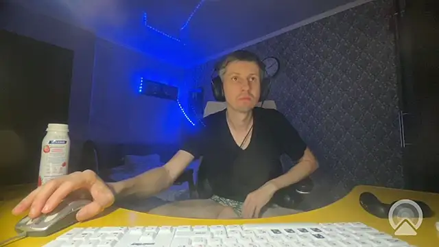 Aki-Laky Show Webcam