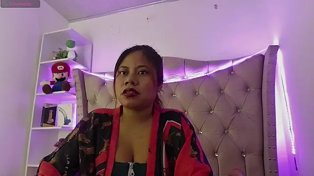 Madi_cutee's Webcam Show