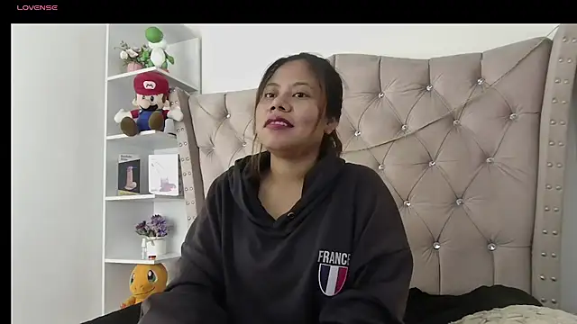 Chat +18 de Madi_cutee ao vivo