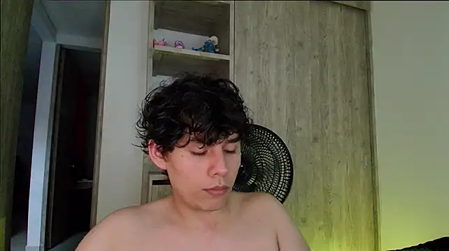 Naytoon__lex Adlı Modelin Web Kamerası Şovu
