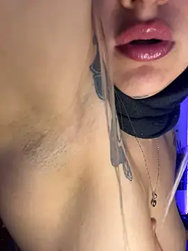 Show de Lia-mitch na webcam