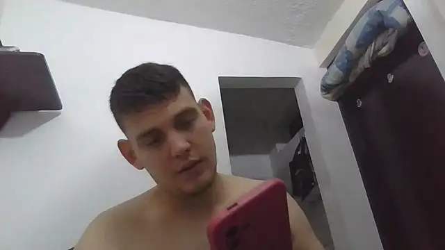 Show modela sammmmmbookerr na web-kameri