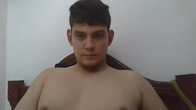 Show modela sammmmmbookerr na web-kameri