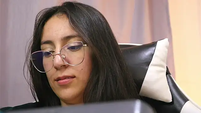 Sweet_Sammy_ Chat XXX in diretta