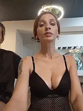 MinnieDrew's Live XXX Chat