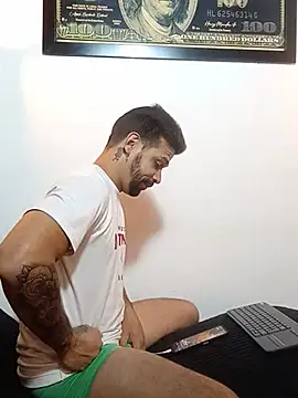 max_ashley_mds Show in webcam