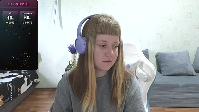 Онлайн чат XXX June_shy0
