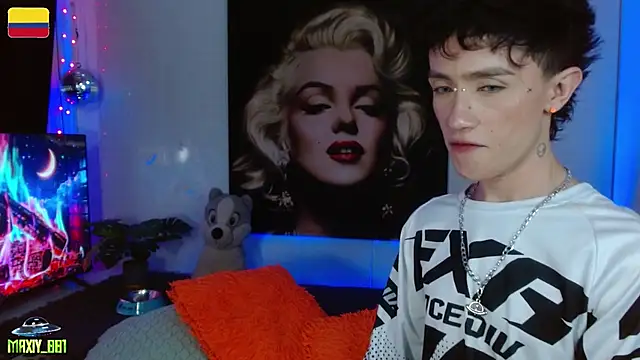 maxiy_001 webcam show