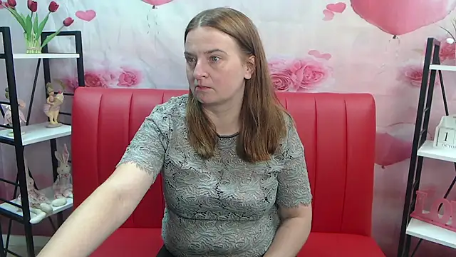 FreyaDak's Live XXX Chat