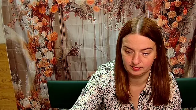 FreyaDak's Live XXX Chat