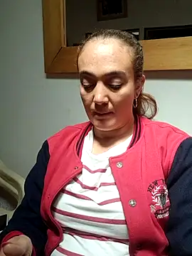 abril15-'s Live Chat Room