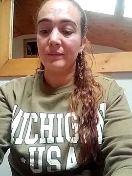 abril15-'s Live Chat Room