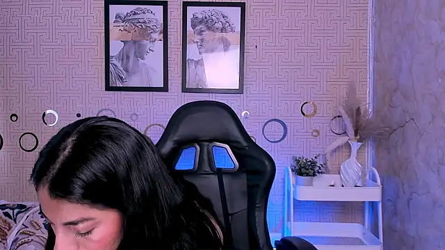 Chat XXX en directo de Mia_Gothzx