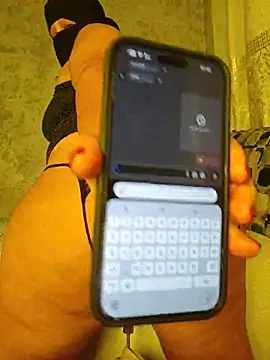 -Soror Adlı Modelin Web Kamerası Şovu