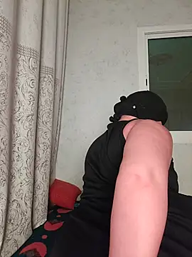 -Soror Adlı Modelin Web Kamerası Şovu