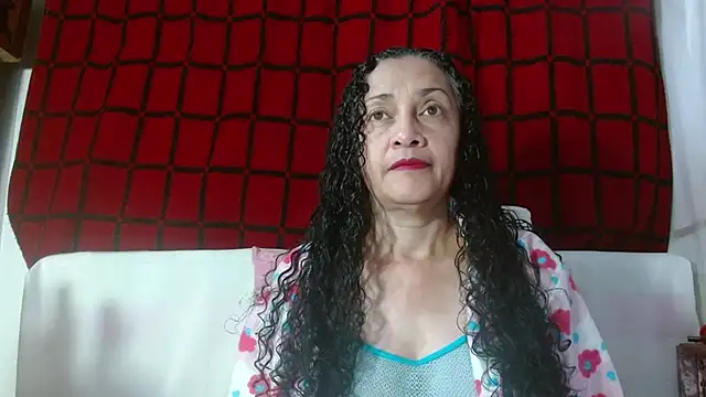 Tita_Madurita's Live XXX Chat