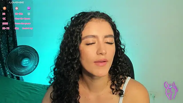 Živý XXX chat Kathiaa-lee