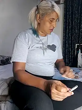 Goodgirlsue_77 – Naživo XXX chat