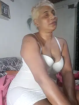 Goodgirlsue_77's Live Chat Room