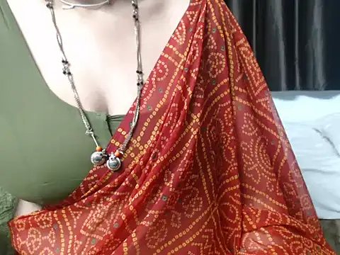 sunitha-3's Live XXX Chat