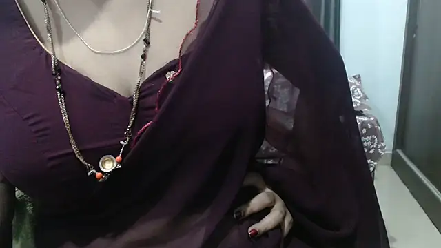 Chat +18 de sunitha-3 ao vivo