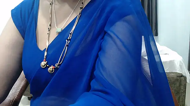 Chat XXX en directo de sunitha-3