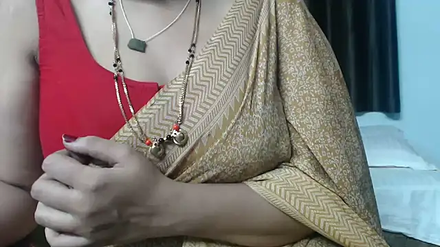 sunitha-3 现场XXX聊天