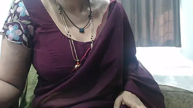 sunitha-3 Adlı Modelin Canlı XXX Sohbeti