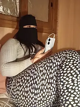 LONA-_-'s Live XXX Chat