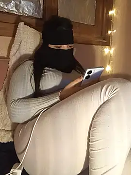 LONA-_- Webcam-Show