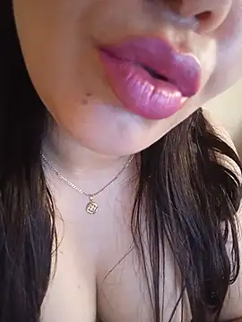Živý XXX chat LONA-_-