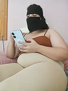 Lara-_-28 Pertunjukan Webcam