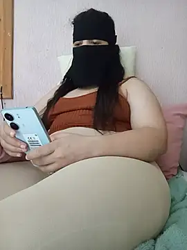 Chatroom XXX en direct de Lara-_-28