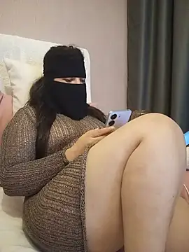 عرض كام Lara-_-28