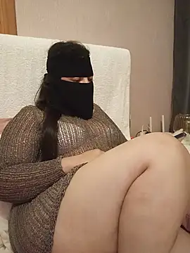 Lara-_-28 Adlı Modelin Web Kamerası Şovu