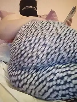 Lara-_-28 Adlı Modelin Web Kamerası Şovu
